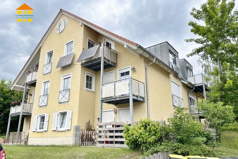 Traumhafte Single-Wohnung mit Balkon, Stpl und Opt. auf EBk